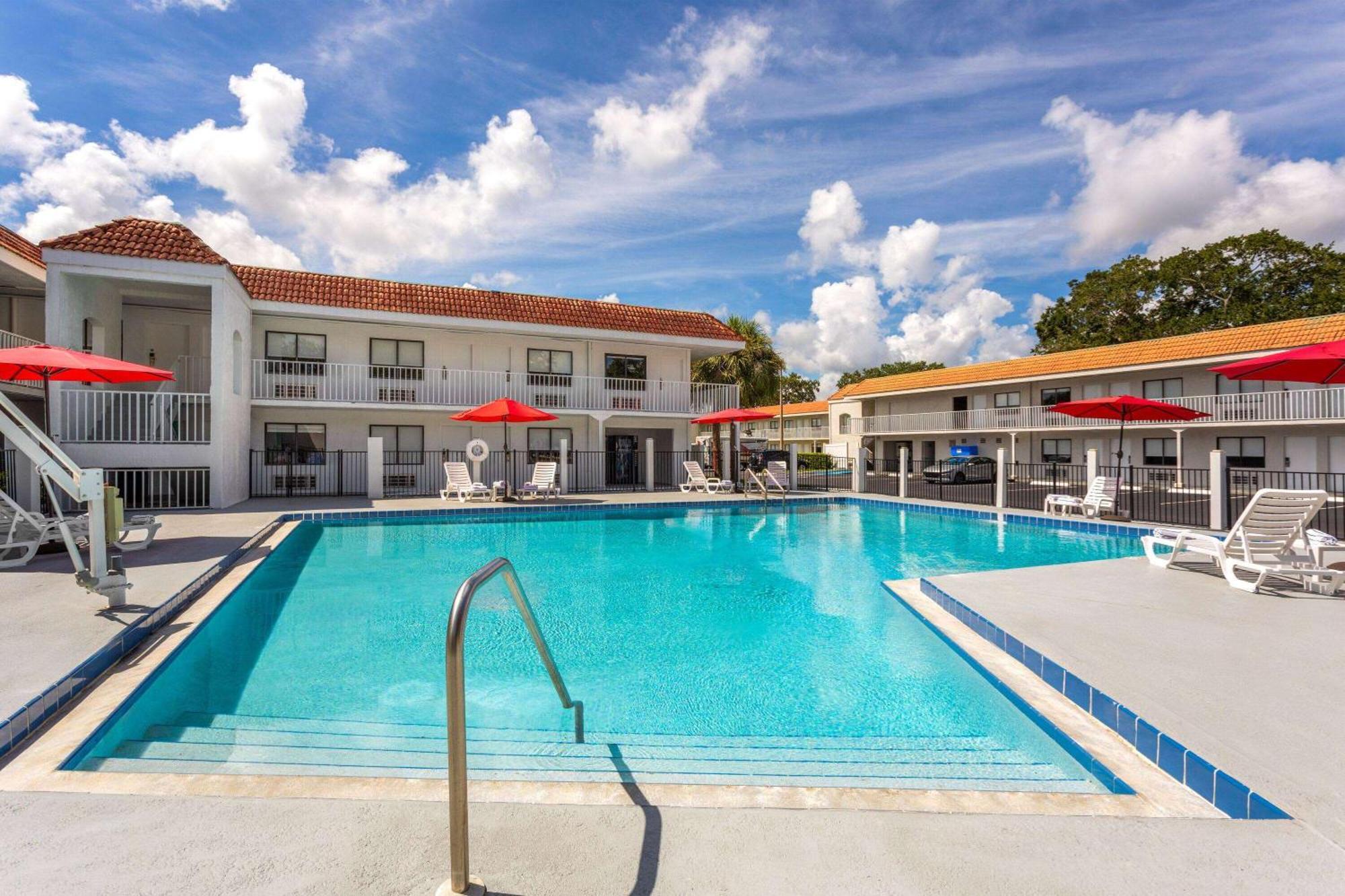 Developer Inn Express Fundamental, A Travelodge By Wyndham Kissimmee Exteriér fotografie